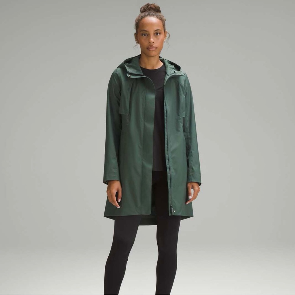 Lululemon Rain Rebel Jacket Dark Forest Green